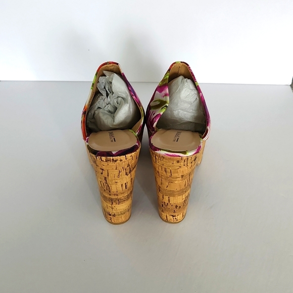 Colorful cork soled platform sandals - Picture 3 of 4